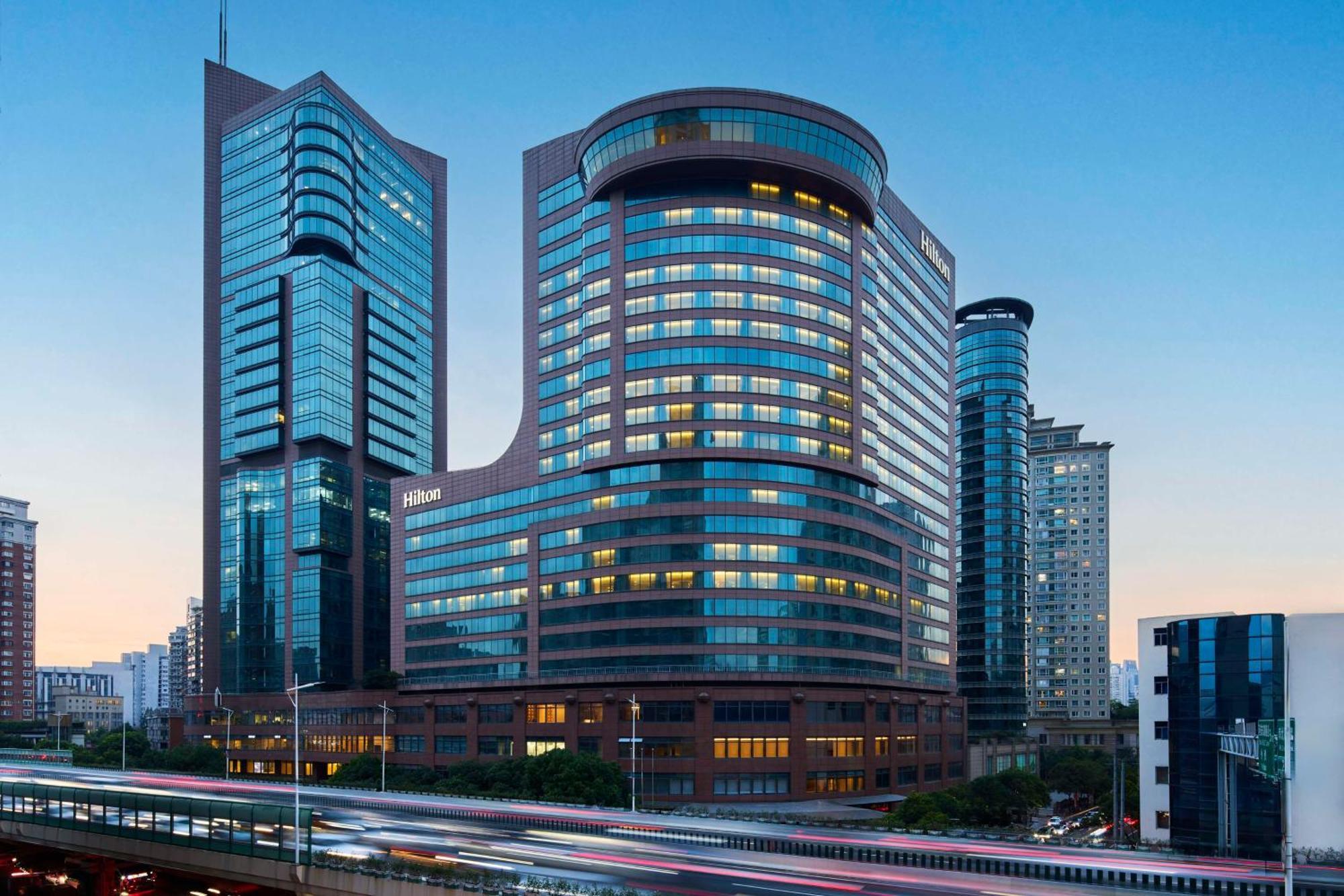 Hilton Shanghai City Center -Steps From Iconic Landmarks Wukang Mansion And Jing'An Temple מראה חיצוני תמונה